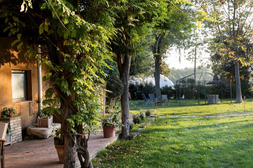 Mil Estrelles Villa Cornella de Terri Luaran gambar
